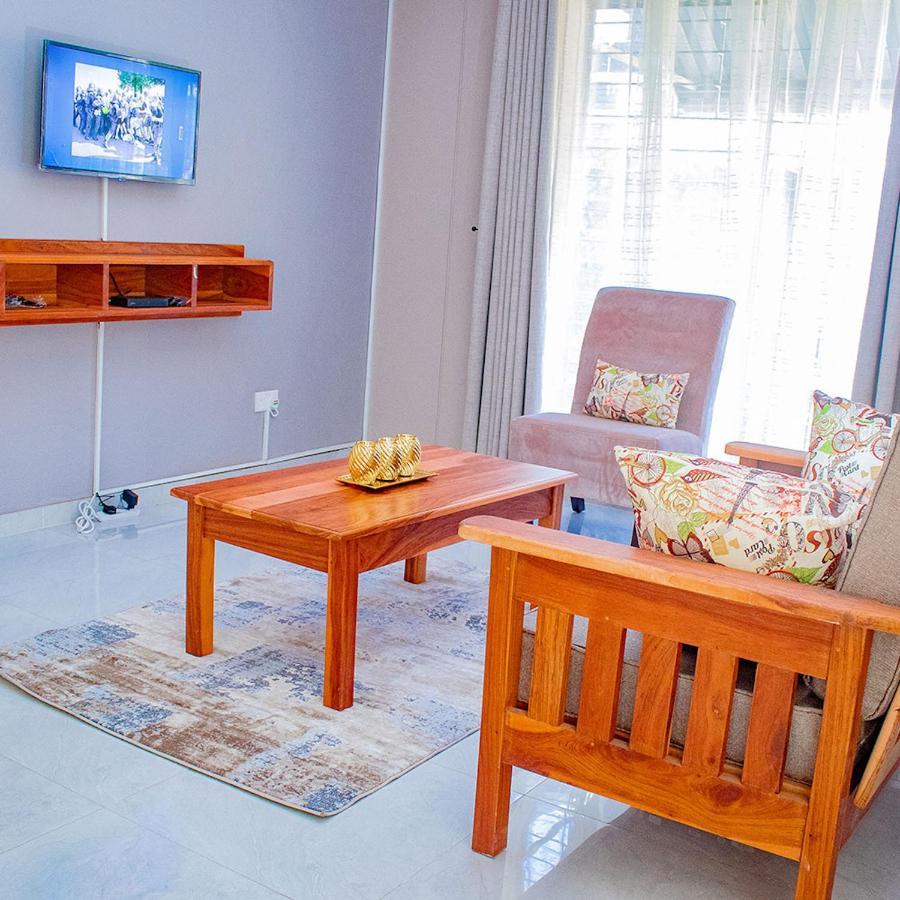 R Executive Apartments Harare Buitenkant foto
